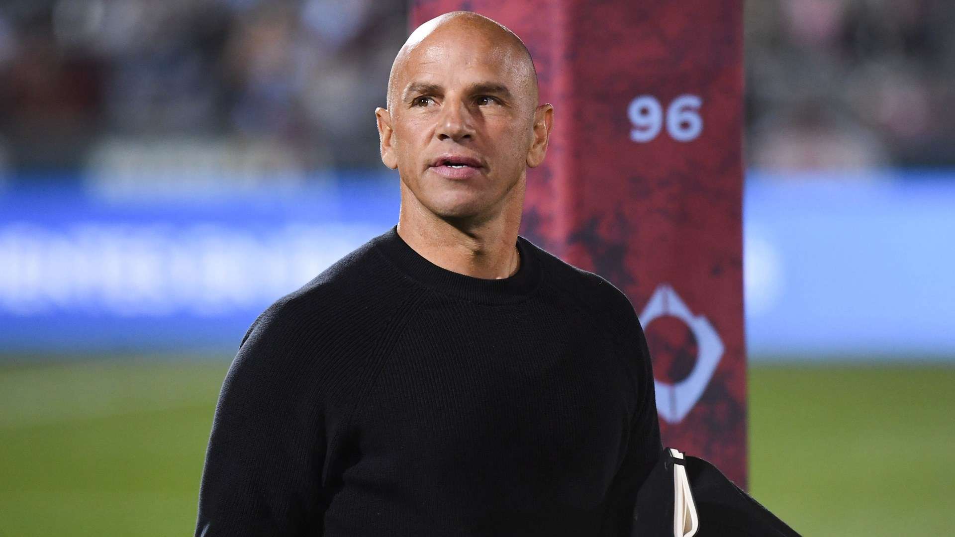 類似於蓬勃 類似於蓬勃